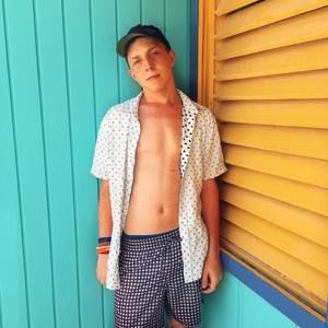 Meet your Posher, Evan